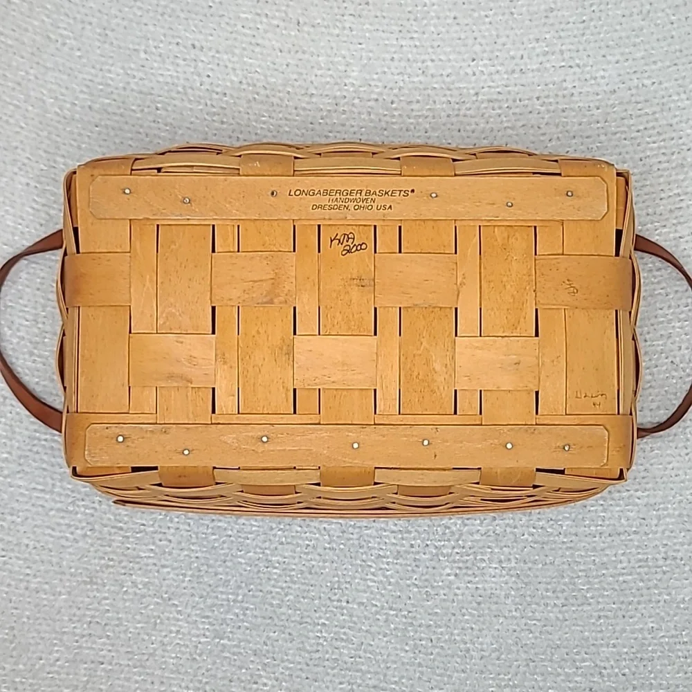 Longaberger Vintage 2000 Pantry Basket 12327 with Organizing Insert